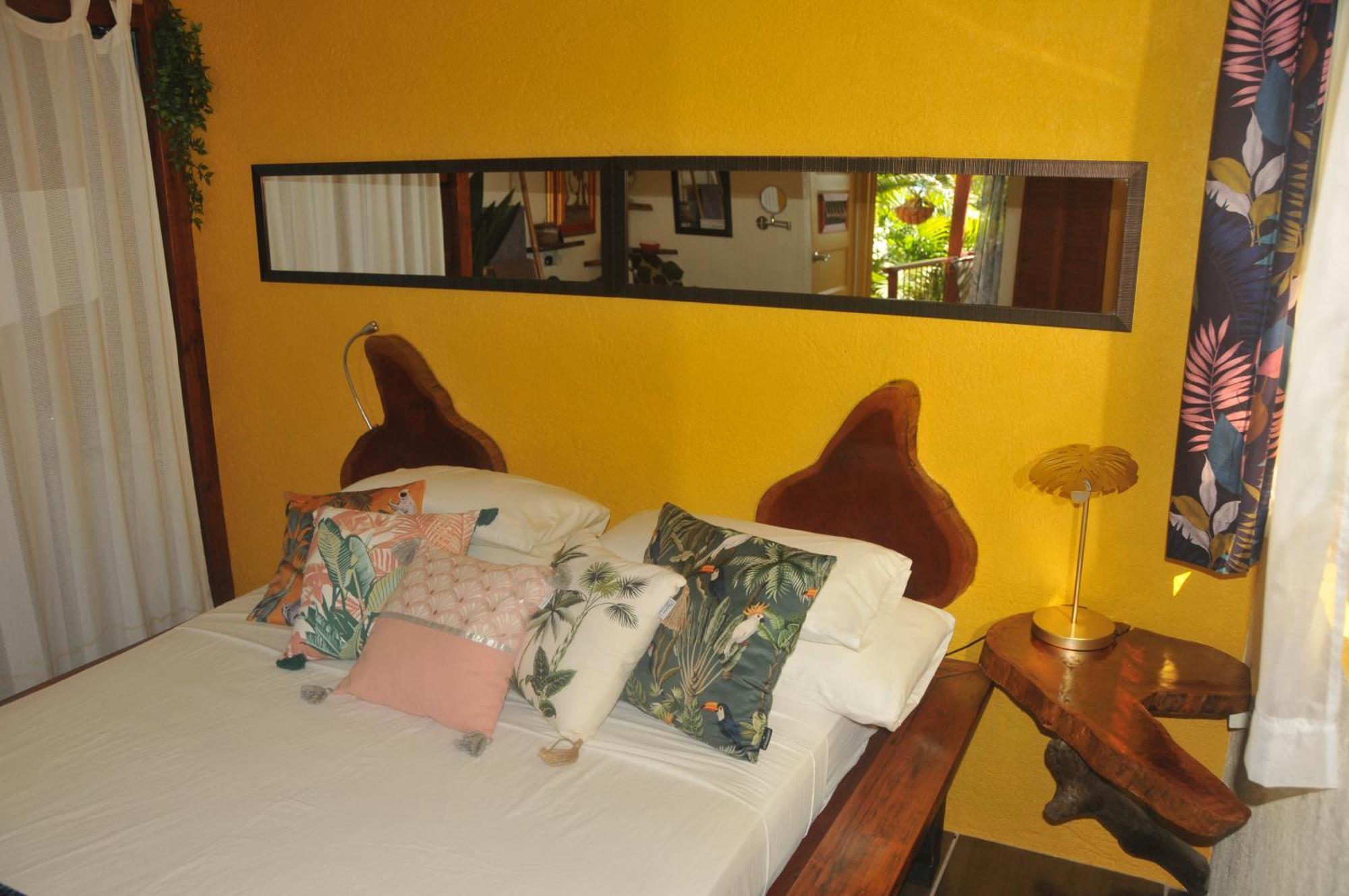 Mango Island Lodges Saint Joseph المظهر الخارجي الصورة