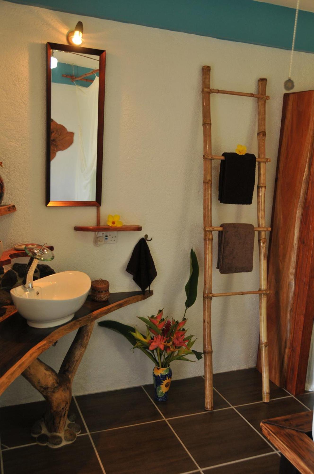 Mango Island Lodges Saint Joseph المظهر الخارجي الصورة