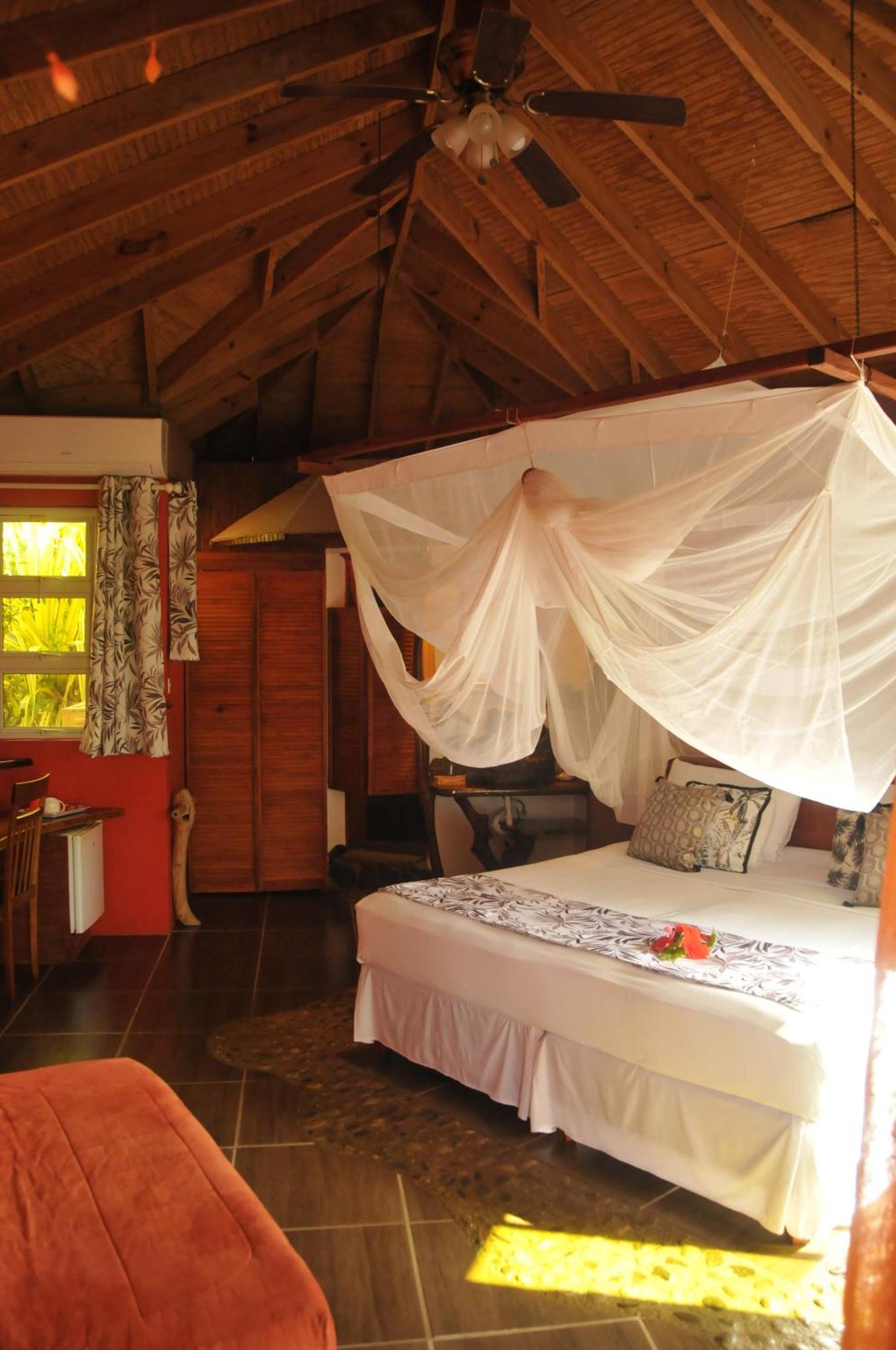 Mango Island Lodges Saint Joseph المظهر الخارجي الصورة