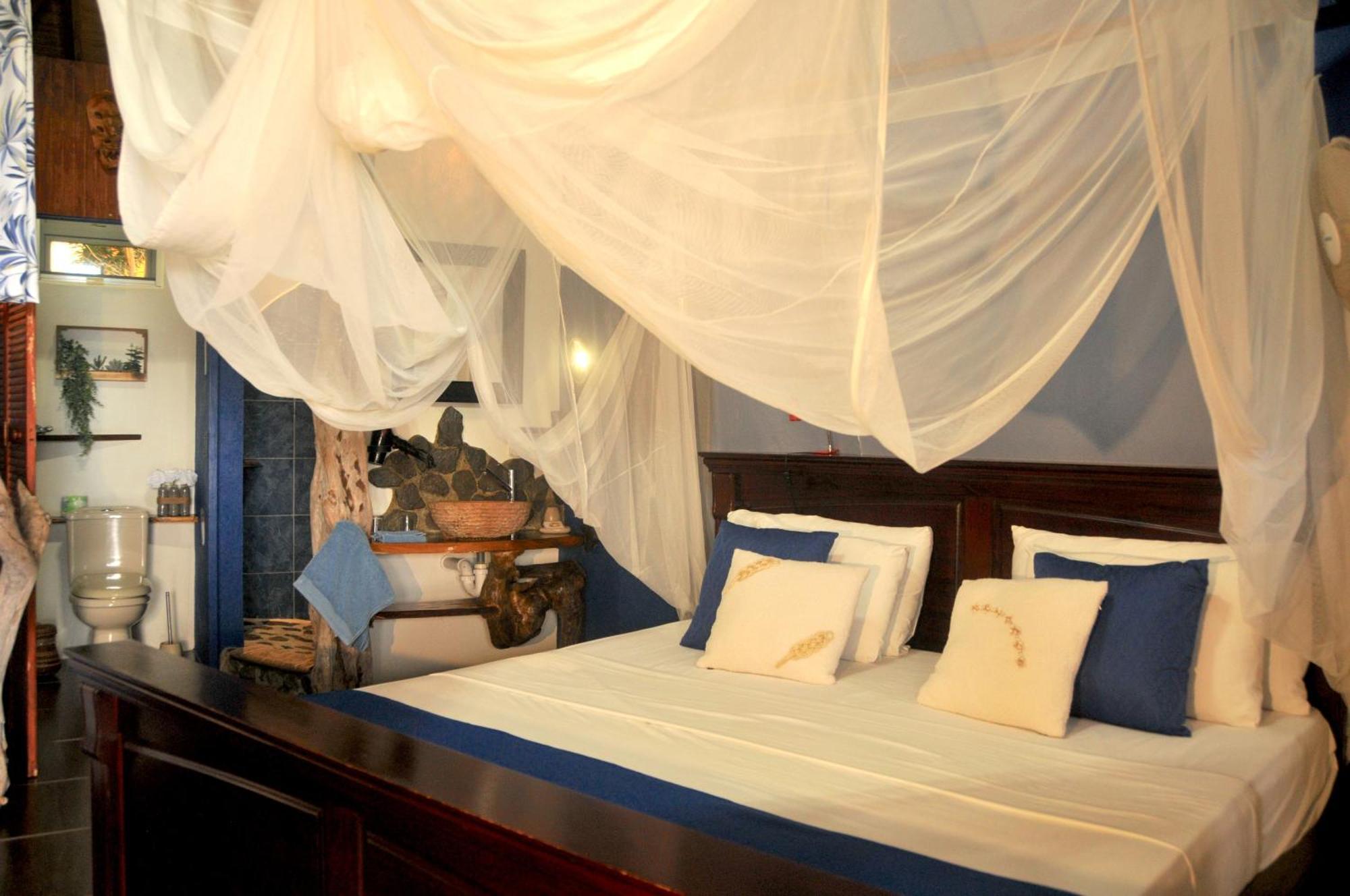 Mango Island Lodges Saint Joseph المظهر الخارجي الصورة