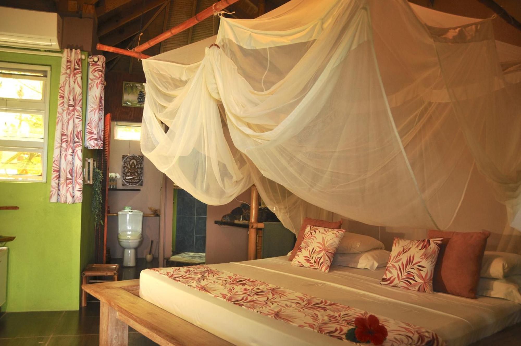 Mango Island Lodges Saint Joseph المظهر الخارجي الصورة